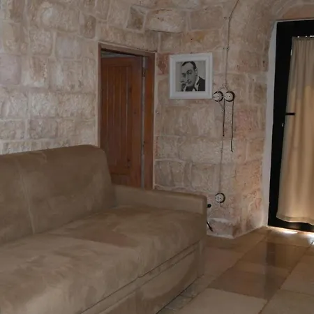 Trullo Bosco Libero - *
