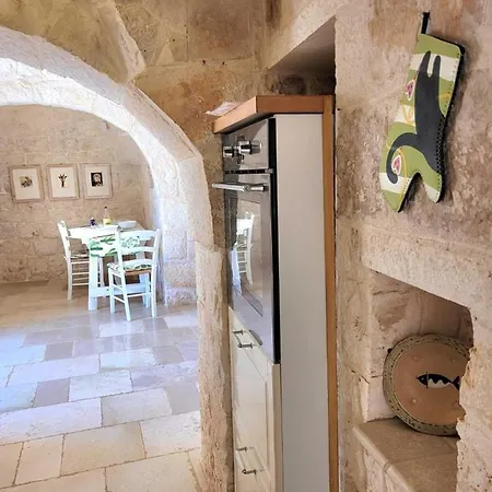 Trullo Bosco Libero - * Ostuni